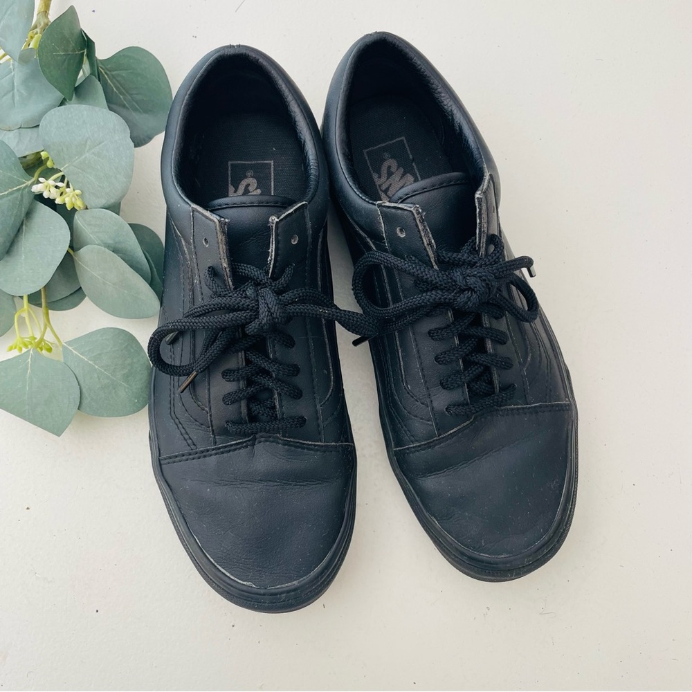 VANS Old Skool Lace Up Sneakers